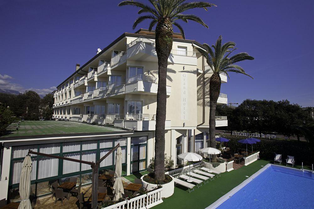 Grand Hotel Forte dei Marmi Dış mekan fotoğraf