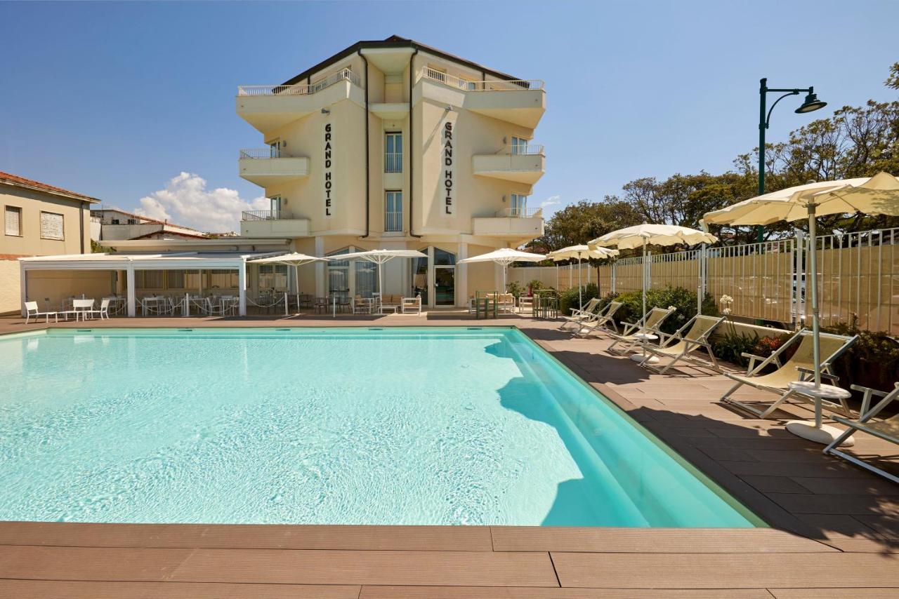 Grand Hotel Forte dei Marmi Dış mekan fotoğraf