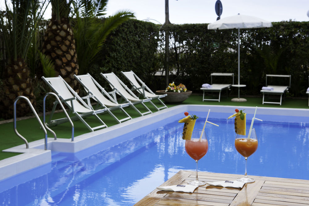 Grand Hotel Forte dei Marmi Dış mekan fotoğraf